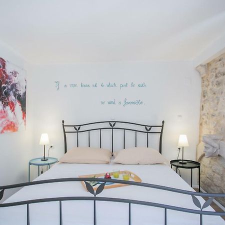 Guest House Mendi โตรกีร์ ภายนอก รูปภาพ